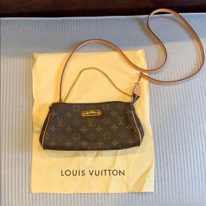 Louis Vuitton crossbody bag